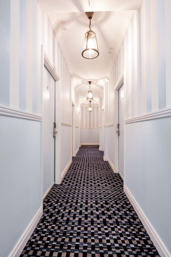 Bankstown Hotel Bagian luar foto