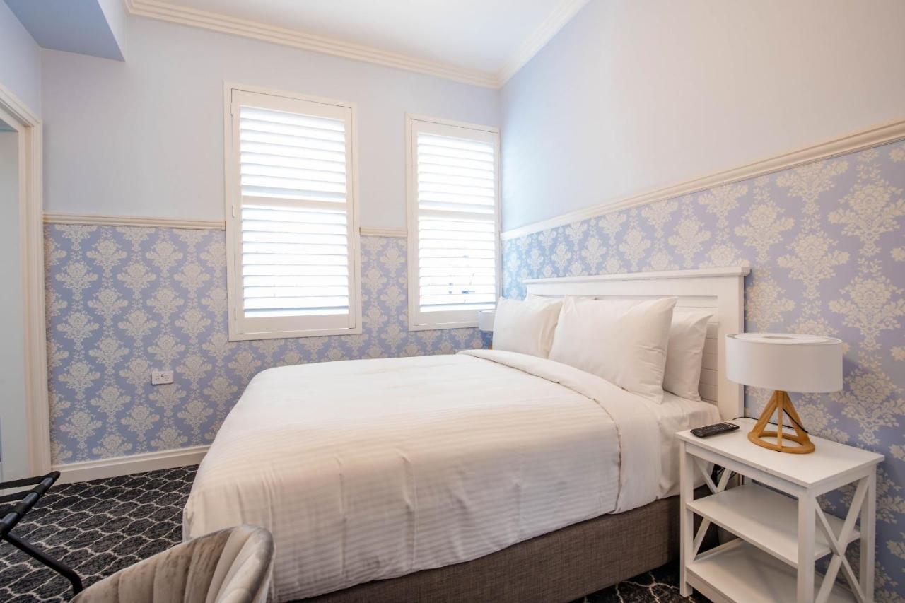 Bankstown Hotel Bagian luar foto