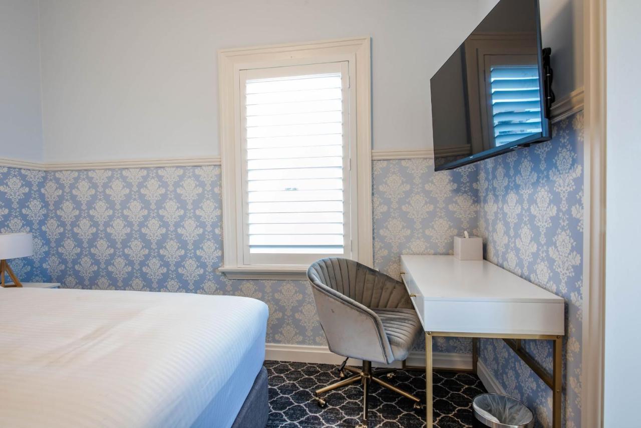 Bankstown Hotel Bagian luar foto