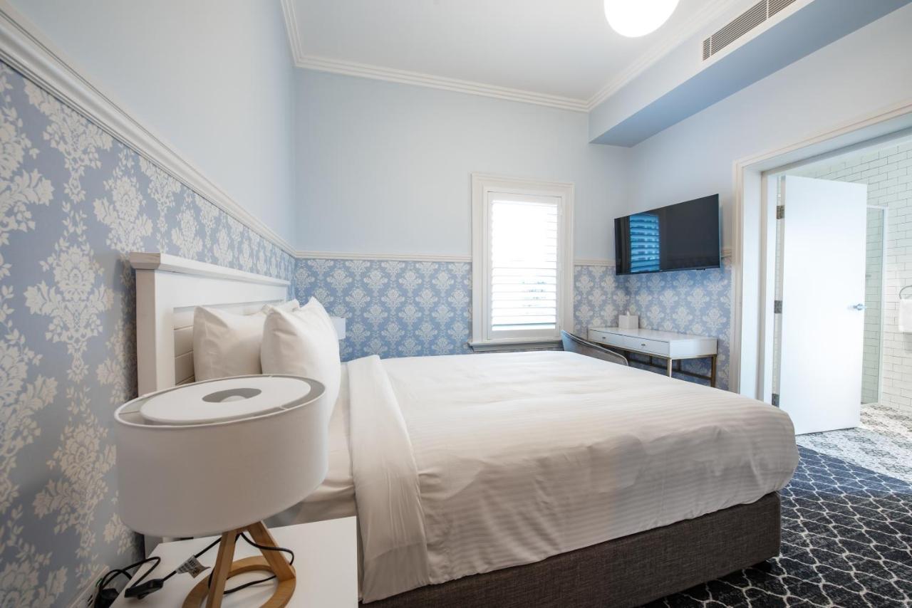 Bankstown Hotel Bagian luar foto